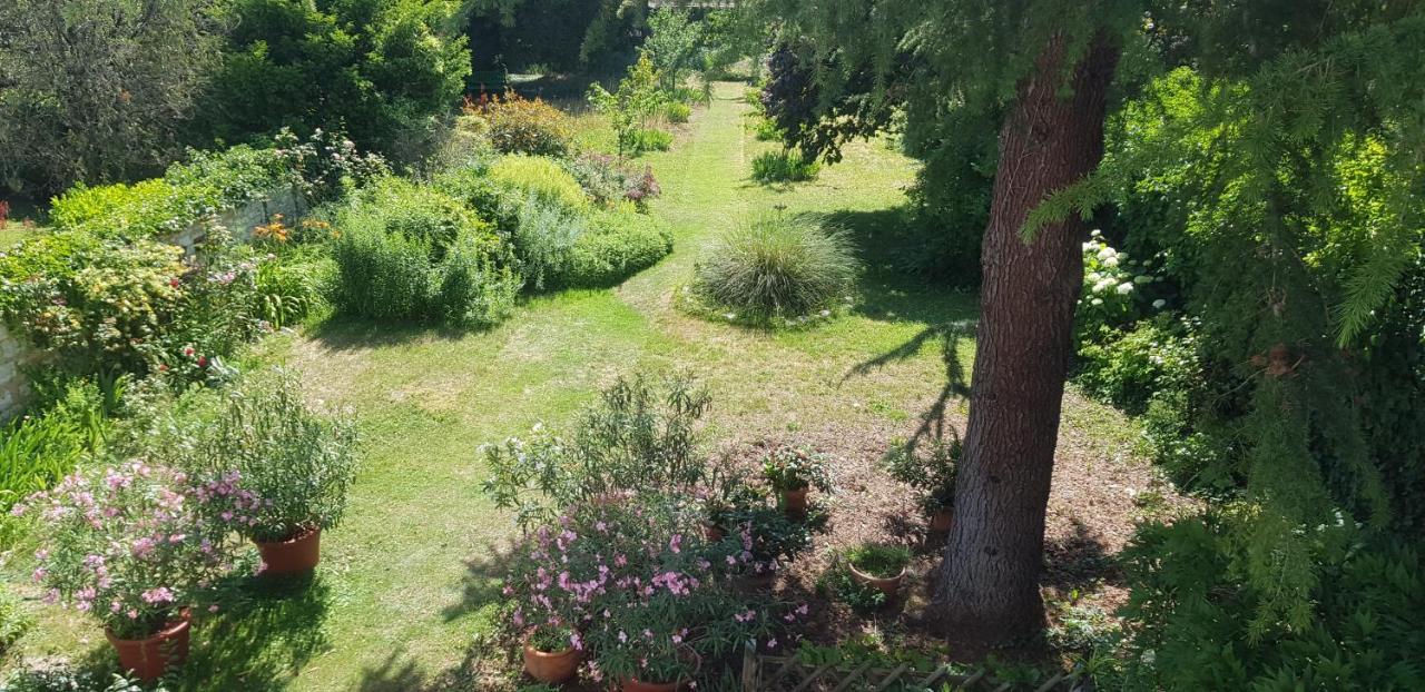 Maison Anne Face To Park In Vernon Giverny Zewnętrze zdjęcie